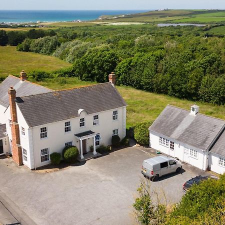 Stunning 6 Bedroom Cottage Near Cornish Coast Bude Exterior photo